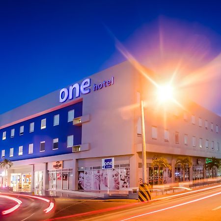 Hotel One Playa Del Carmen Esterno foto