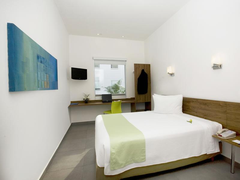 Hotel One Playa Del Carmen Esterno foto