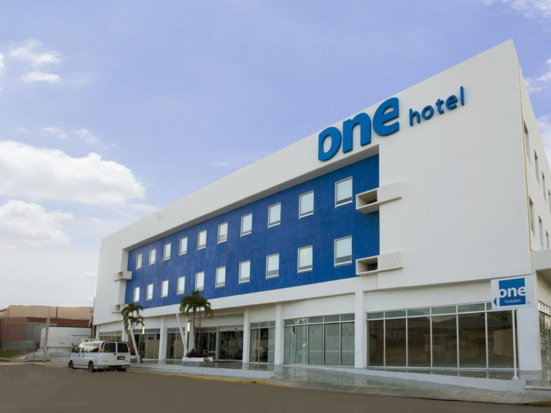 Hotel One Playa Del Carmen Esterno foto