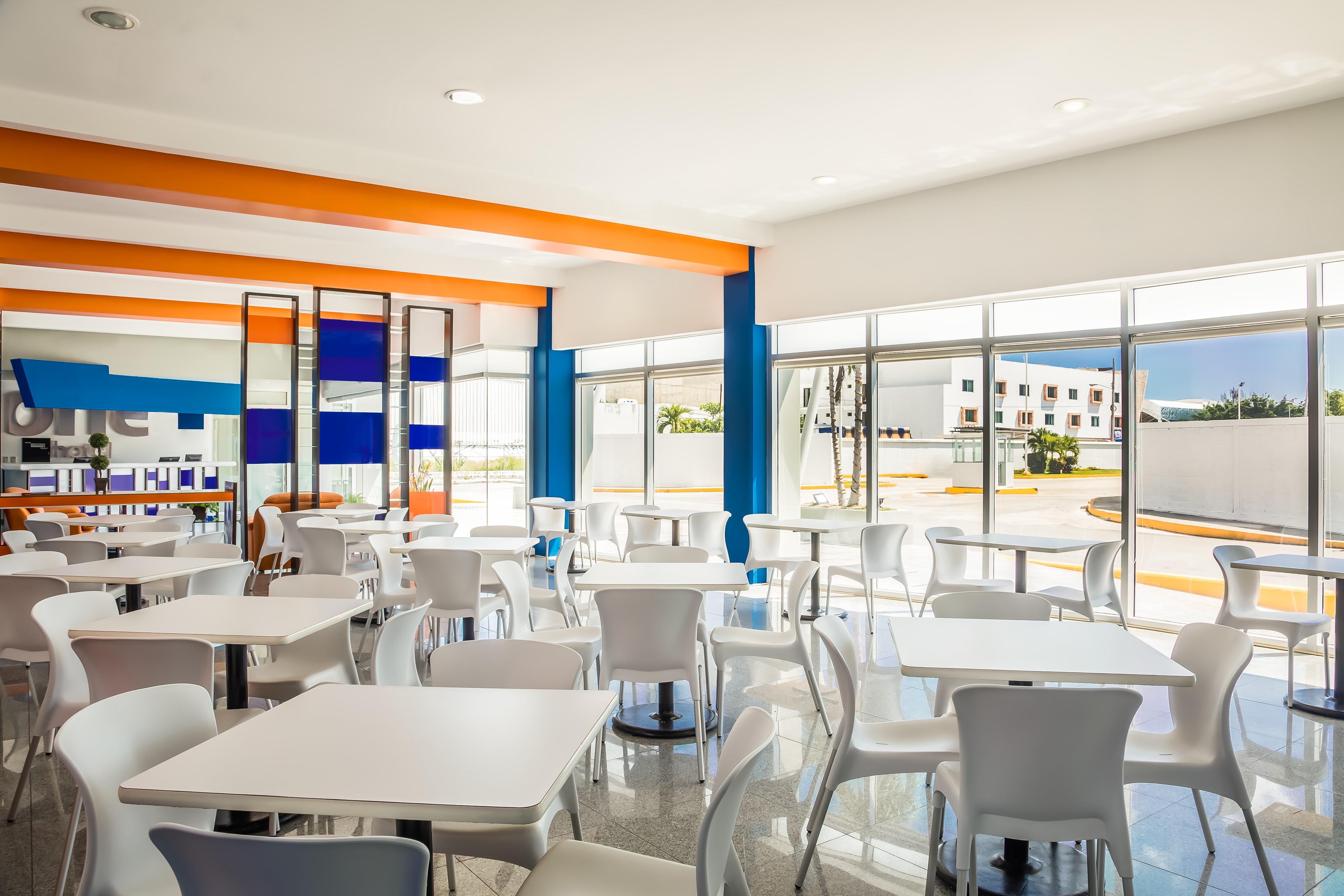 Hotel One Playa Del Carmen Esterno foto